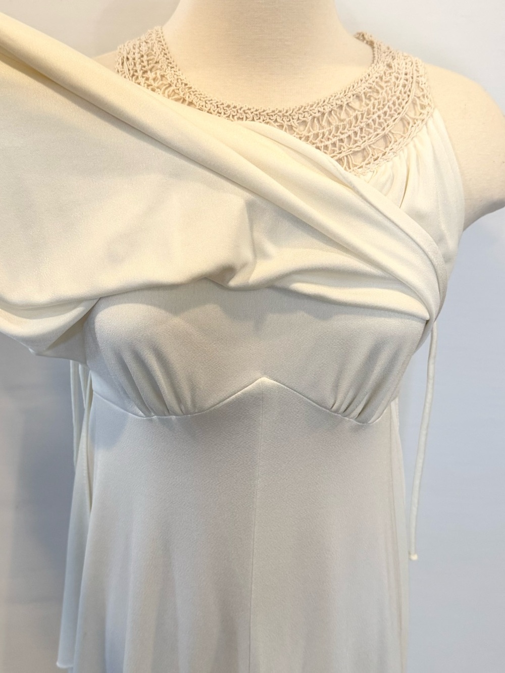 Joseph Magnin Silky Satin Ivory Vintage Goddess Maxi Gown Halter Kaftan Dress - Picture 11 of 15